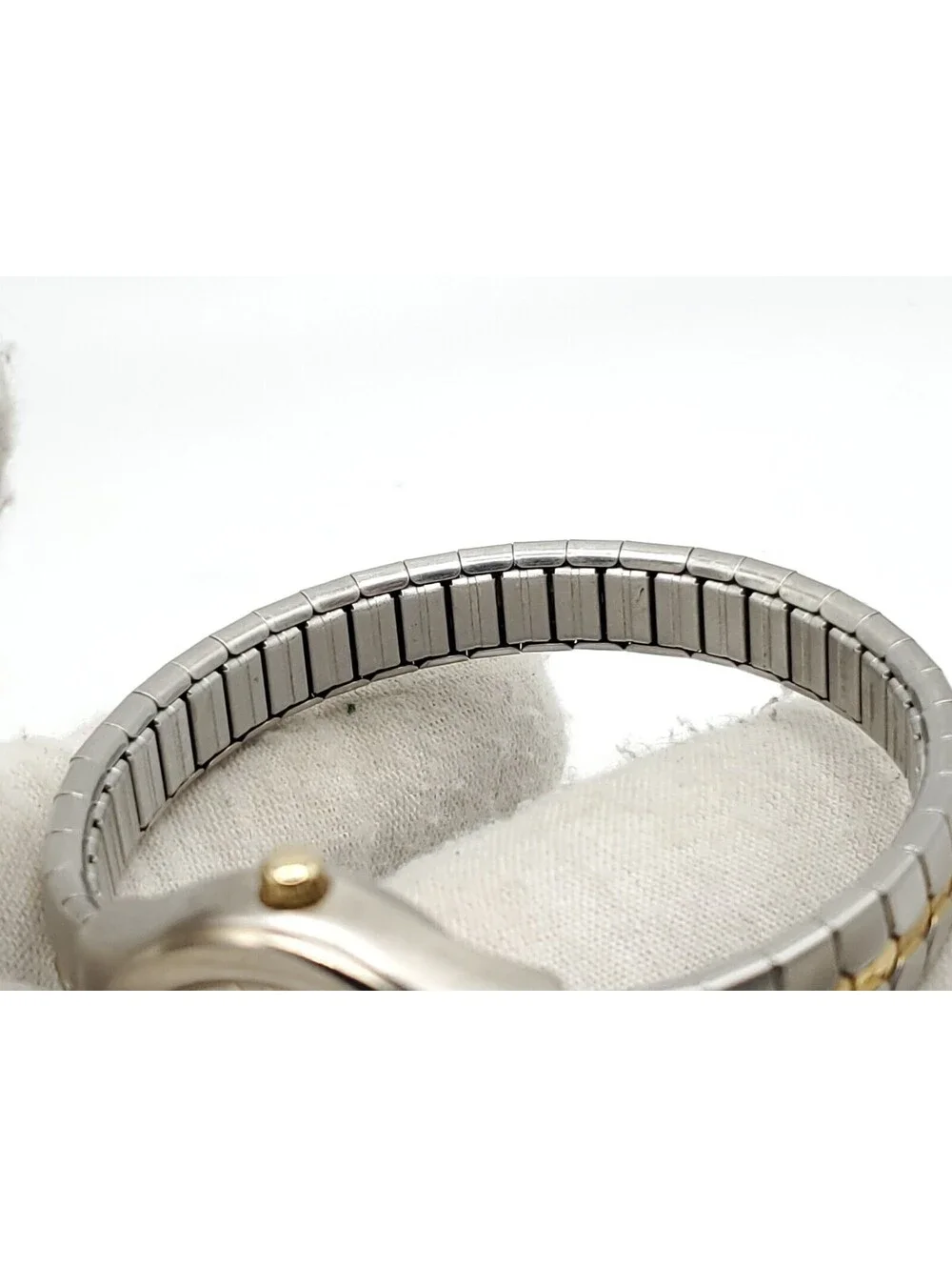 Carriage By Timex Quartz Womens Watch New Battery Two-Tone Expandable Band 21mm